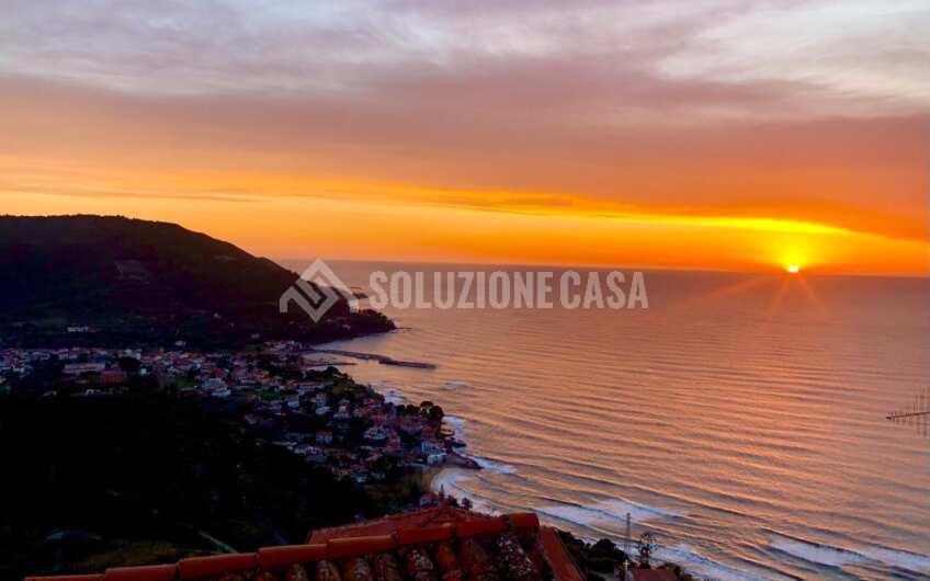 SC1321 Appartamento stupenda vista mare nel borgo medievale di Castellabate