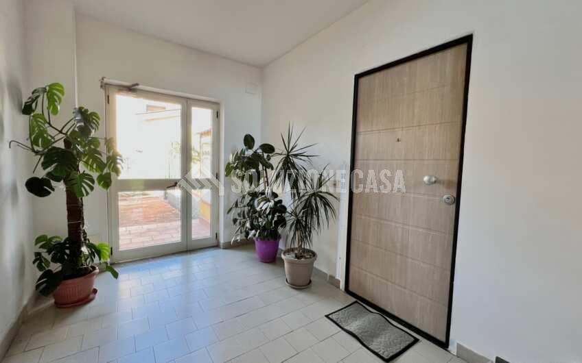 SC1320 Appartamento con giardino e box auto ad Agropoli località Mattine