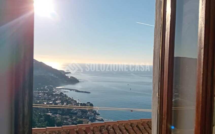 SC1321 Appartamento stupenda vista mare nel borgo medievale di Castellabate