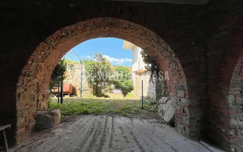 SC1326 Antico Palazzo in pietra in vendita ad Agropoli