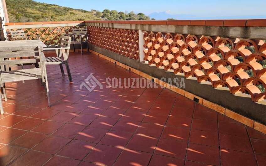 SCD1325 Villa con stupenda vista mare immersa nel verde a  Lentiscosa di Camerota