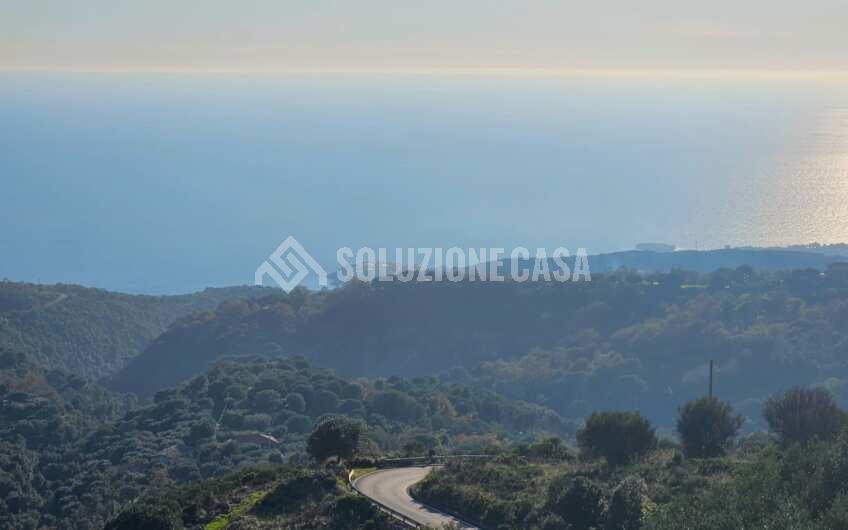 SCD1325 Villa con stupenda vista mare immersa nel verde a  Lentiscosa di Camerota