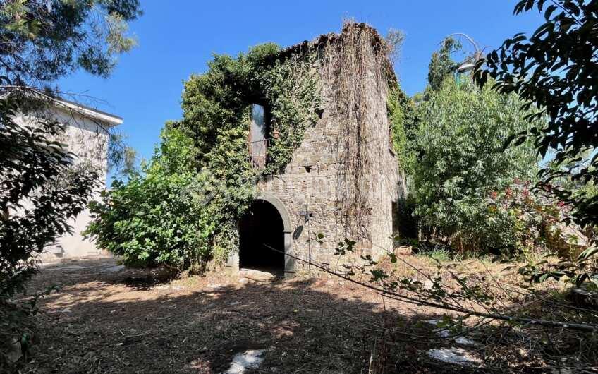 SC1326 Antico Palazzo in pietra in vendita ad Agropoli