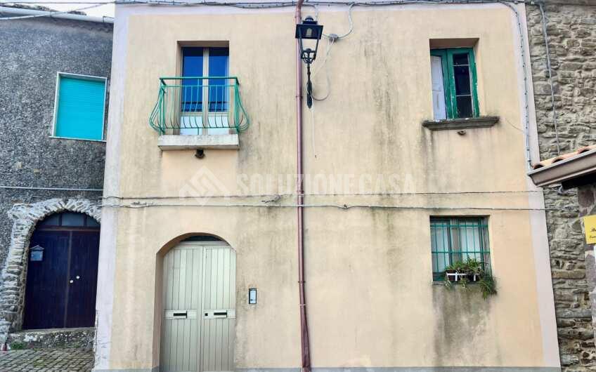 SC1337 Terracielo vista mare con ingresso indipendente e giardino nel centro di Prignano Cilento.