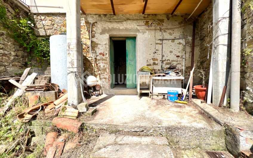SC1337 Terracielo vista mare con ingresso indipendente e giardino nel centro di Prignano Cilento.
