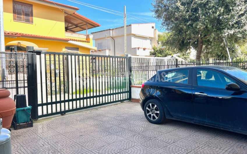 SC1333 Ampio appartamento con posto auto in vendita alla Licinella-Torre di Paestum