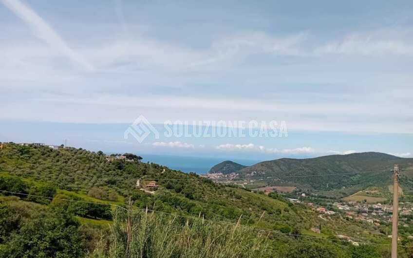 SC1338 Appartamento con giardino in casale in pietra vista mare a Castellabate