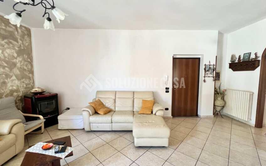 SC1333 Ampio appartamento con posto auto in vendita alla Licinella-Torre di Paestum