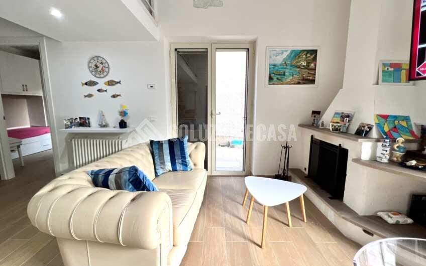 SC1344 Villa bifamiliare vista mare con giardino Agropoli zona Moio
