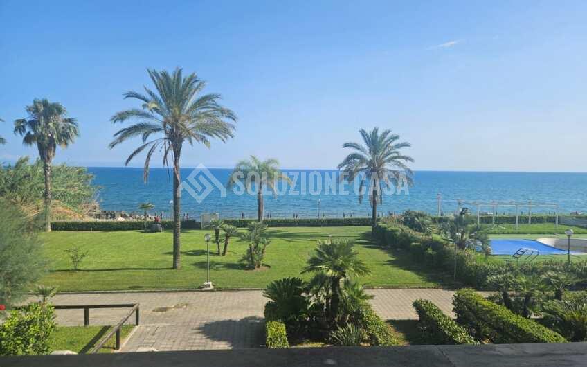 SCD1355 Appartamento con terrazzo sul mare nel meraviglioso Golfo di Policastro