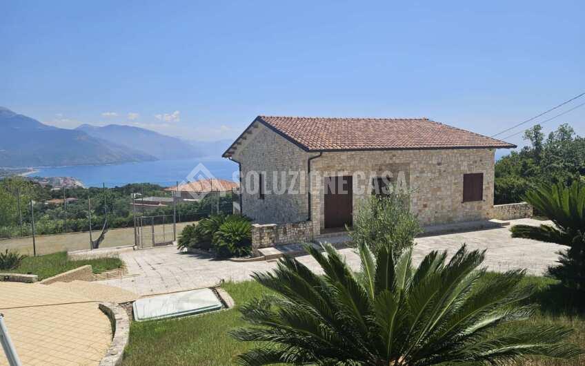 SCD1359 Villa in pietra vista mare con piscina e giardino a Torre Normanna di Ispani