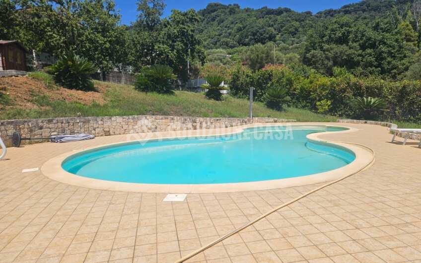 SCD1359 Villa in pietra vista mare con piscina e giardino a Torre Normanna di Ispani