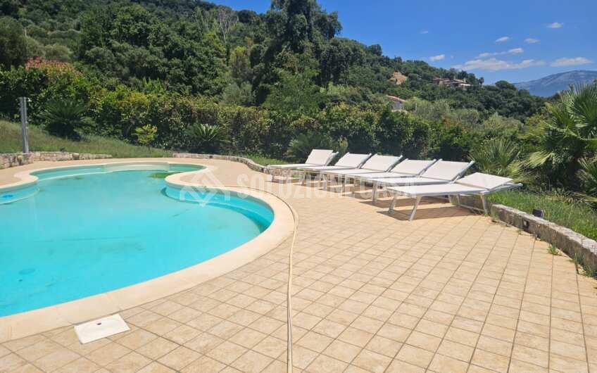 SCD1359 Villa in pietra vista mare con piscina e giardino a Torre Normanna di Ispani
