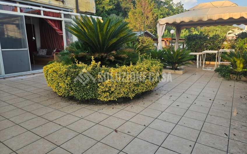SCD1360 Appartamento con giardino vicino al mare a Capitello Golfo di Policastro