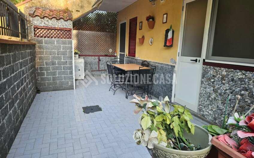SCD1360 Appartamento con giardino vicino al mare a Capitello Golfo di Policastro
