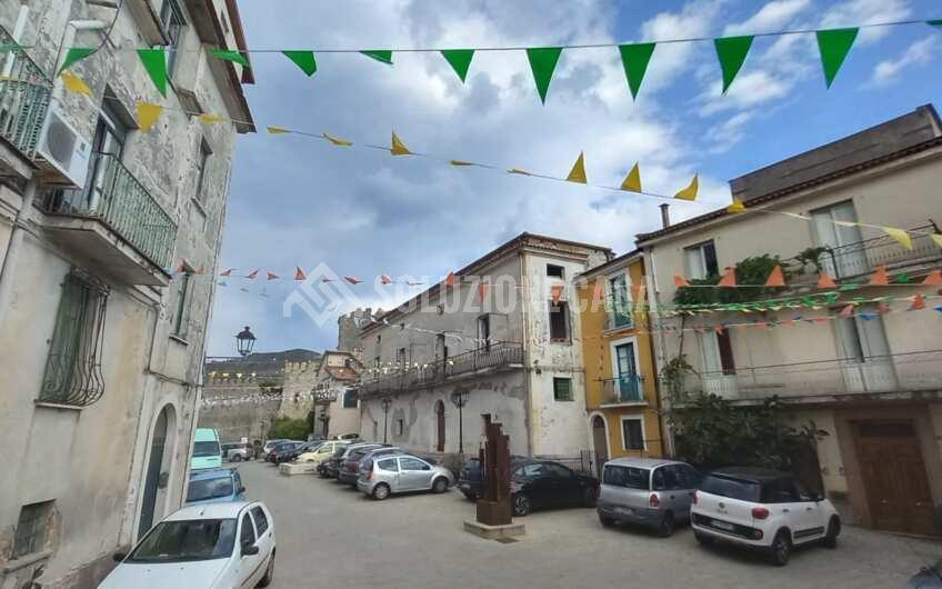 SCD1364 Appartamento in palazzo d’epoca nel borgo medievale di Camerota