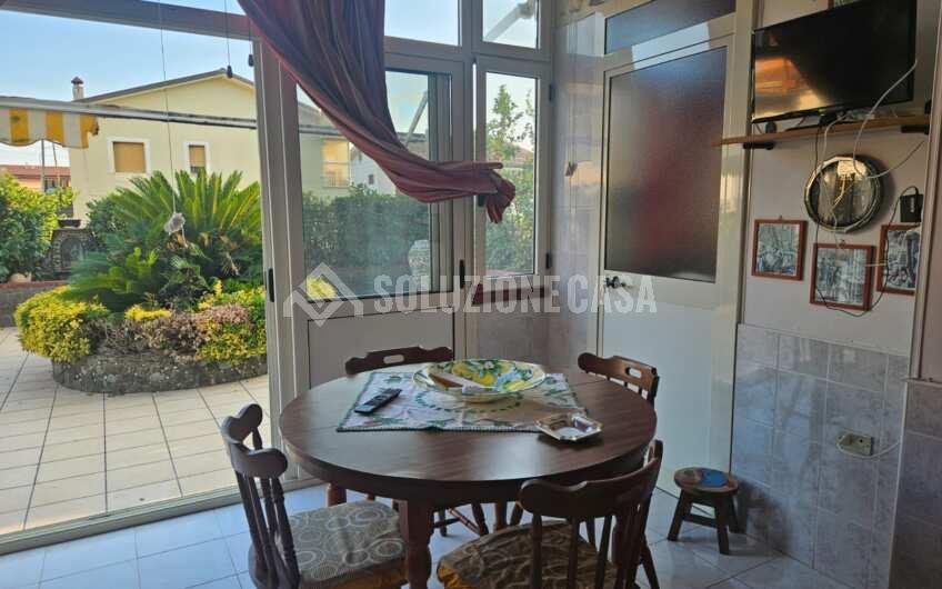 SCD1360 Appartamento con giardino vicino al mare a Capitello Golfo di Policastro