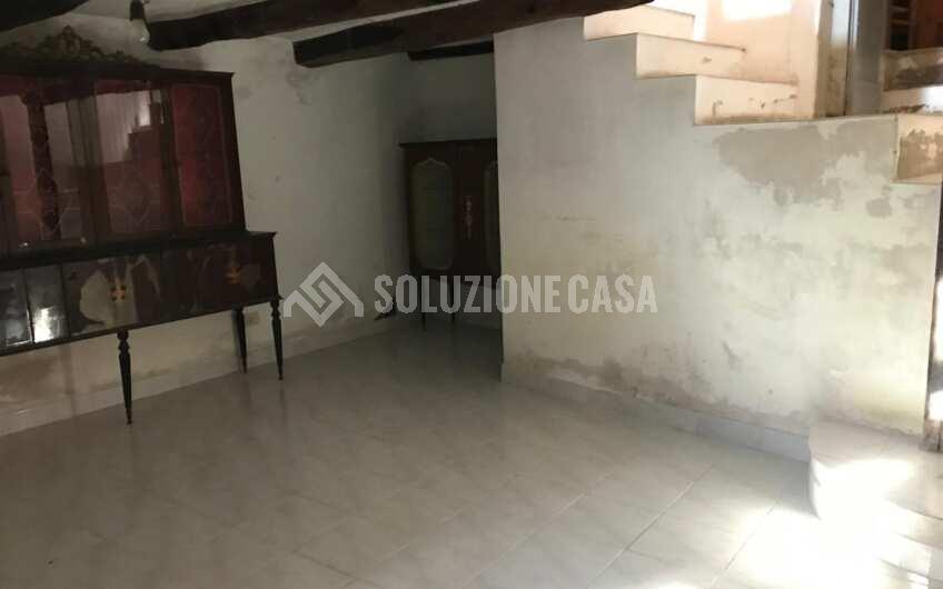 SCD1374 Palazzo storico con giardino e vista mare a Vibonati