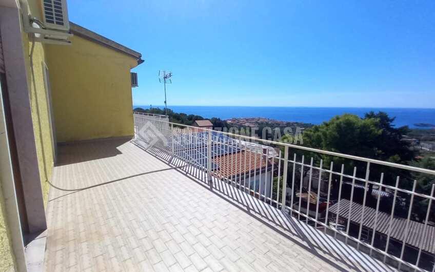SCD1375 Villa vista mare con giardino a Marina di Camerota