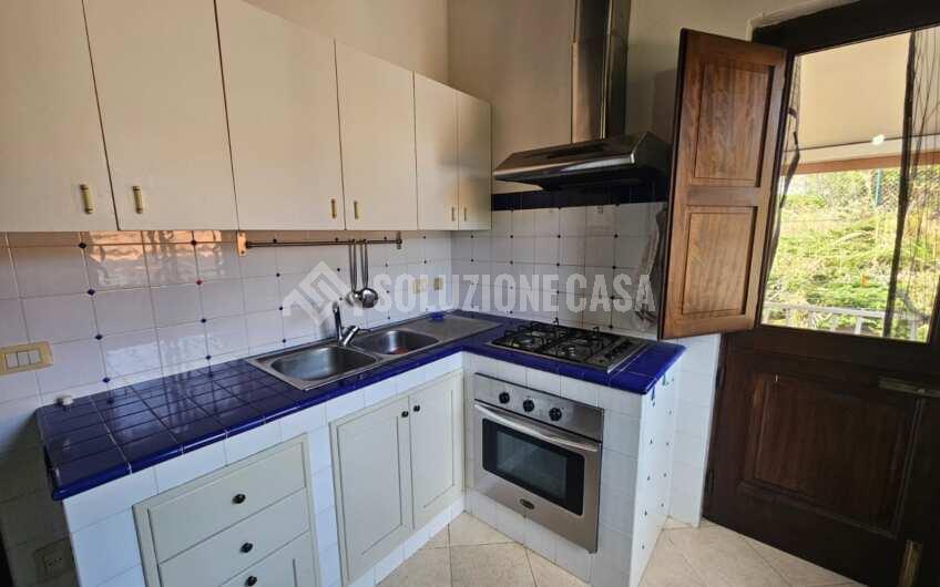 SCD1376/b Appartamenti in una stupenda villa a Scario Parco La Pietra
