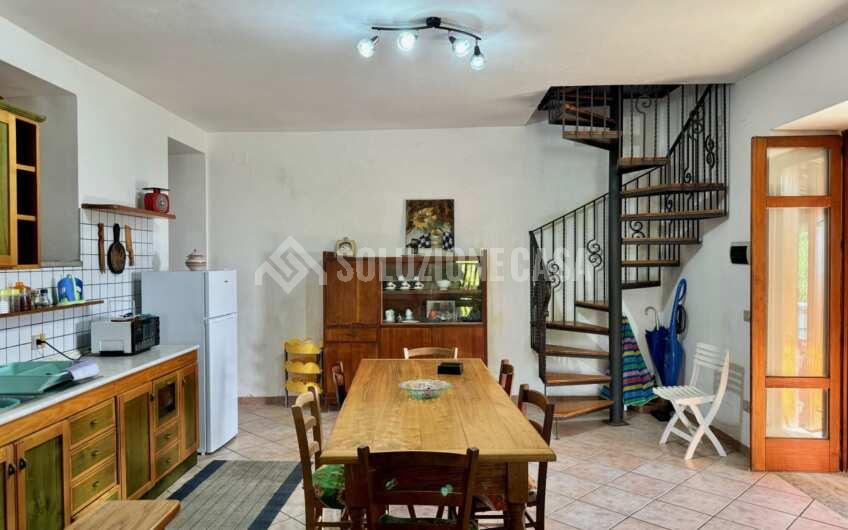SC1379 Casali in pietra vista mare, con uliveti e frutteti , a  Santa Maria di Castellabate Alano