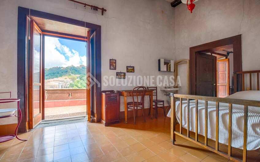 SC1382 Ancient Historical house in the very heart of Cilento