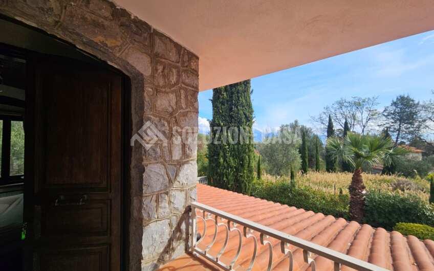 SCD1376/b Appartamenti in una stupenda villa a Scario Parco La Pietra