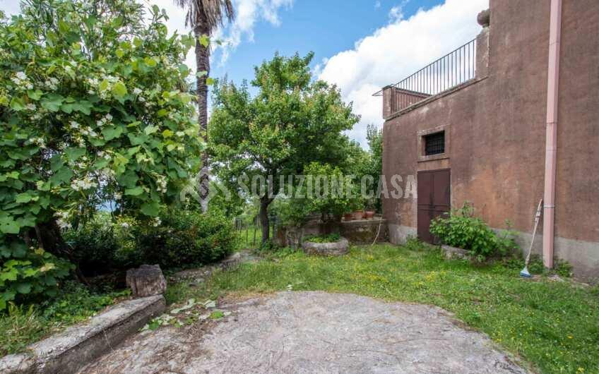 SC1382 Ancient Historical house in the very heart of Cilento