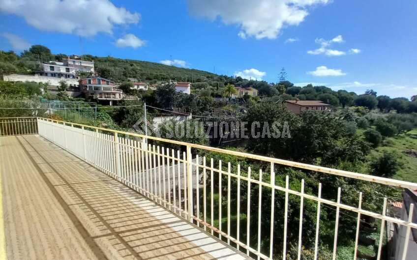 SCD1375 Villa vista mare con giardino a Marina di Camerota