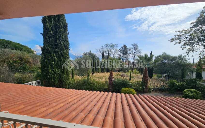 SCD1376/b Appartamenti in una stupenda villa a Scario Parco La Pietra