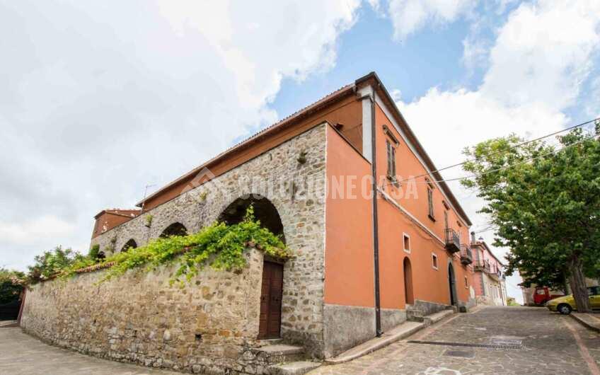 SC1382 Ancient Historical house in the very heart of Cilento