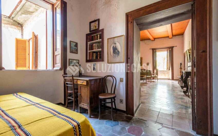 SC1382 Ancient Historical house in the very heart of Cilento
