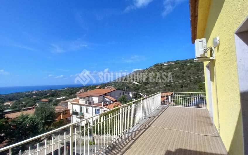 SCD1375 Villa vista mare con giardino a Marina di Camerota
