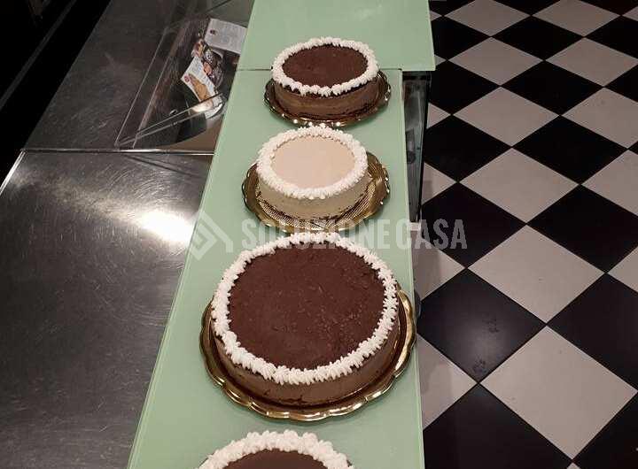 SCD1395 Avviatissima attività caffetteria/gelateria in vendita a Villammare – Golfo di Policastro