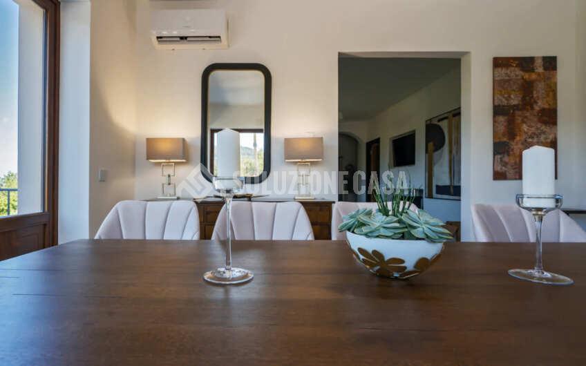 SC1405 Prestigiosa Villa panoramica con piscina a sfioro nel Cilento