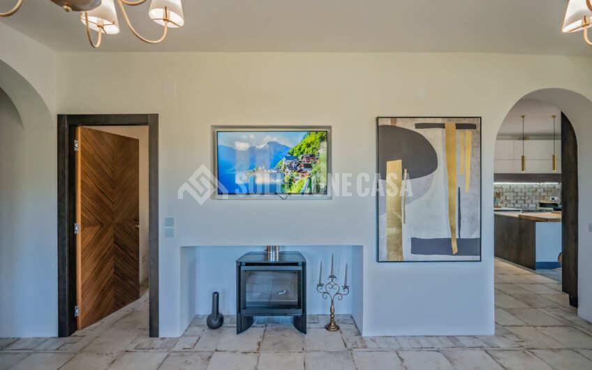 SC1405 Prestigiosa Villa panoramica con piscina a sfioro nel Cilento
