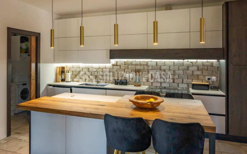 SC1405 Prestigiosa Villa panoramica con piscina a sfioro nel Cilento