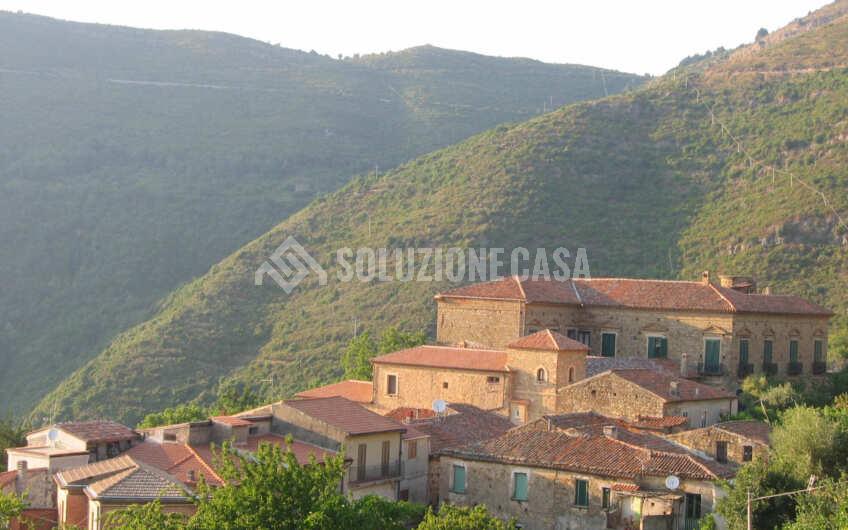 SC1403 Dimora storica nel palazzo Materazzi di Serramezzana