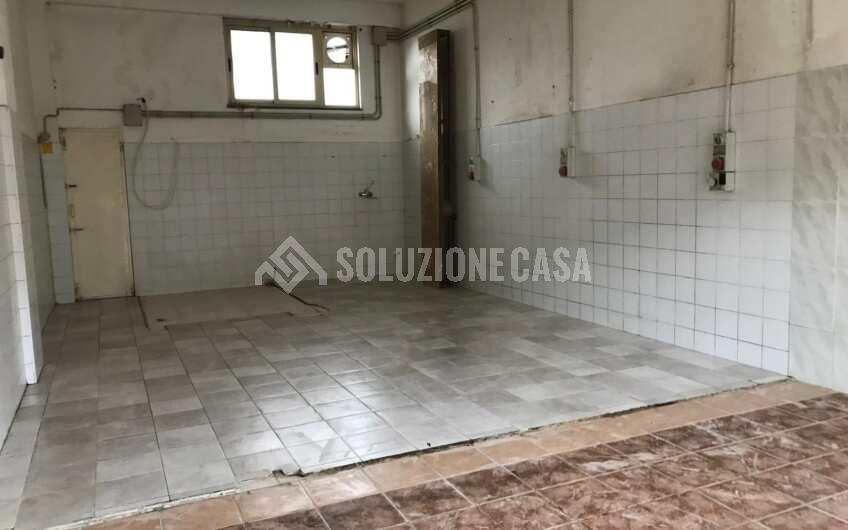FTD6 Locale commerciale sulla statale principale a Villammare Golfo di Policastro