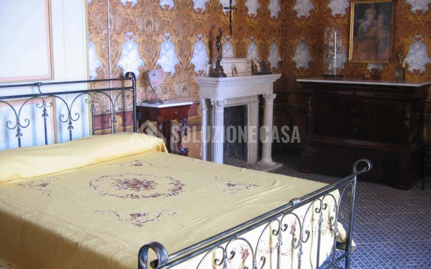 SC1403 Dimora storica nel palazzo Materazzi di Serramezzana