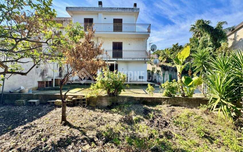 SC1411 Appartamento con giardino a Moio Agropoli