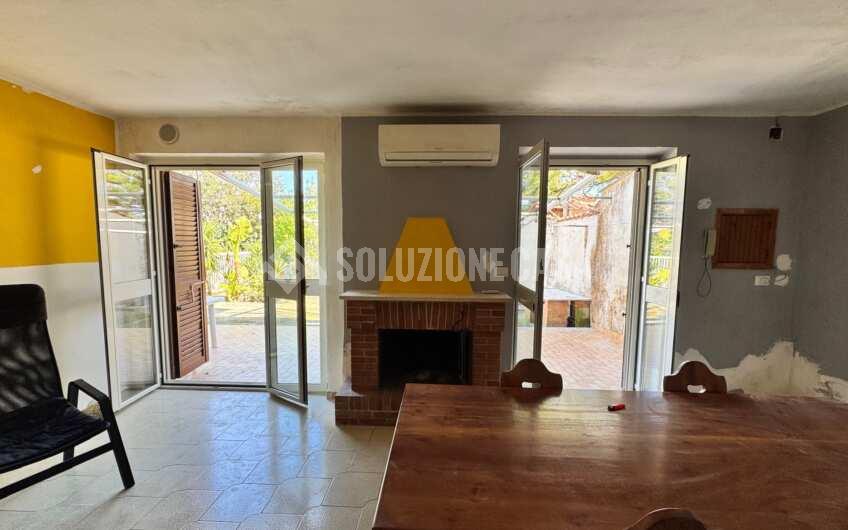 SC1411 Appartamento con giardino a Moio Agropoli