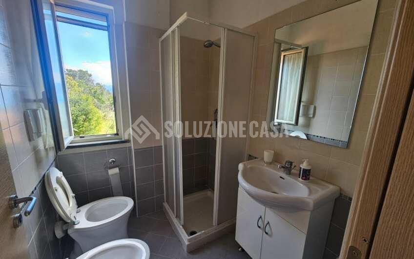 SCD1409 Villetta a schiera con giardino e terrazzi vista mare incantevole a Scario