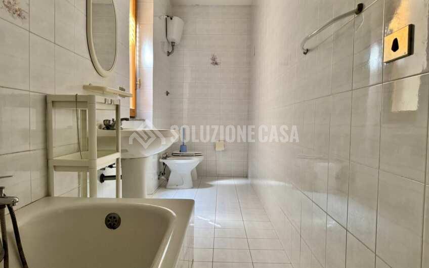 SC1412A Appartamento in villa con giardino zona Cannetiello di Agropoli