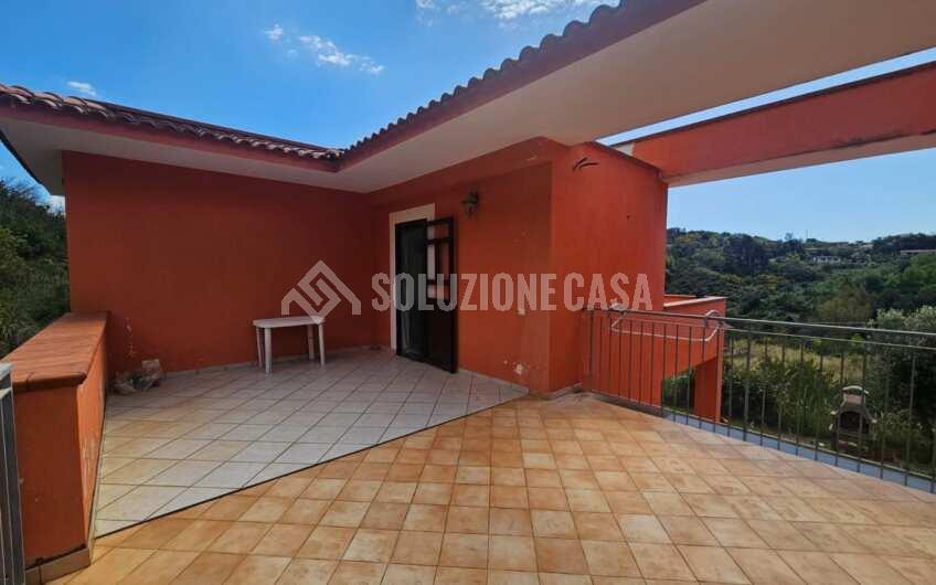 SCD1409 Villetta a schiera con giardino e terrazzi vista mare incantevole a Scario