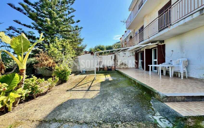 SC1411 Appartamento con giardino a Moio Agropoli